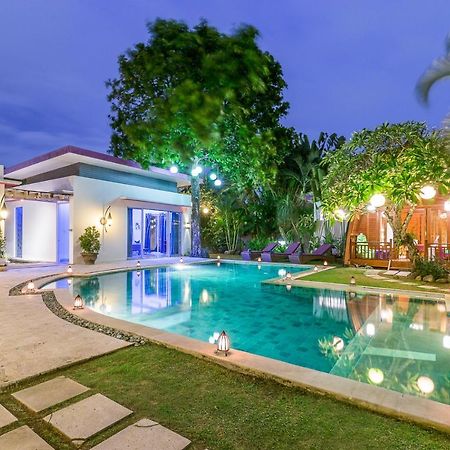 Villa Purple Legian  Luaran gambar