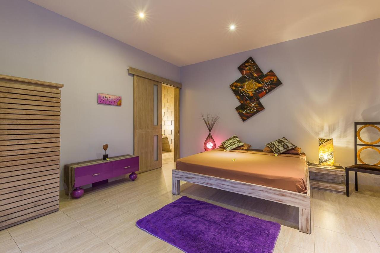 Villa Purple Legian  Luaran gambar