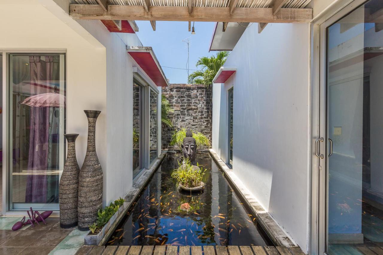 Villa Purple Legian  Luaran gambar