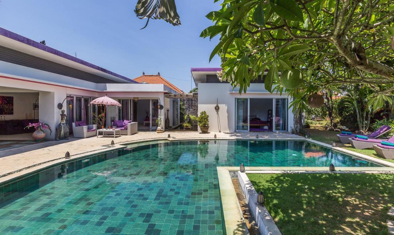 Villa Purple Legian  Luaran gambar