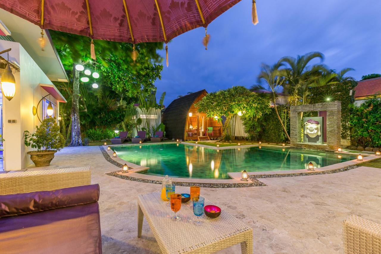 Villa Purple Legian  Luaran gambar