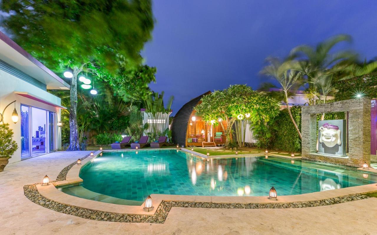 Villa Purple Legian  Luaran gambar