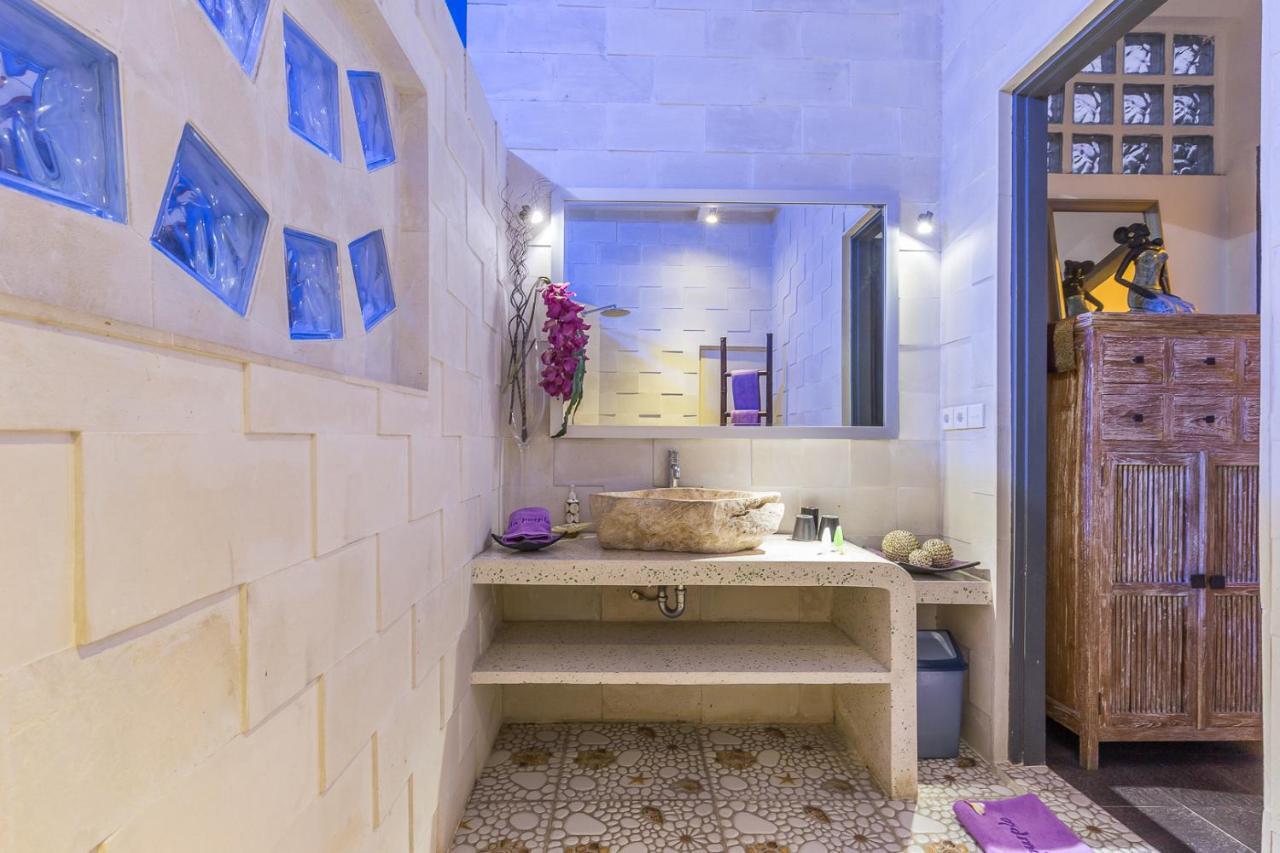 Villa Purple Legian  Luaran gambar