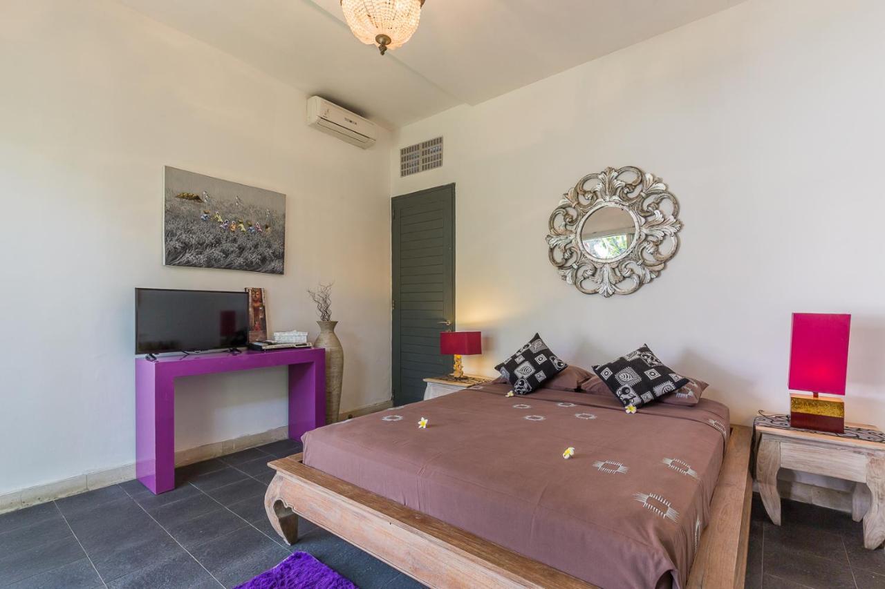 Villa Purple Legian  Luaran gambar