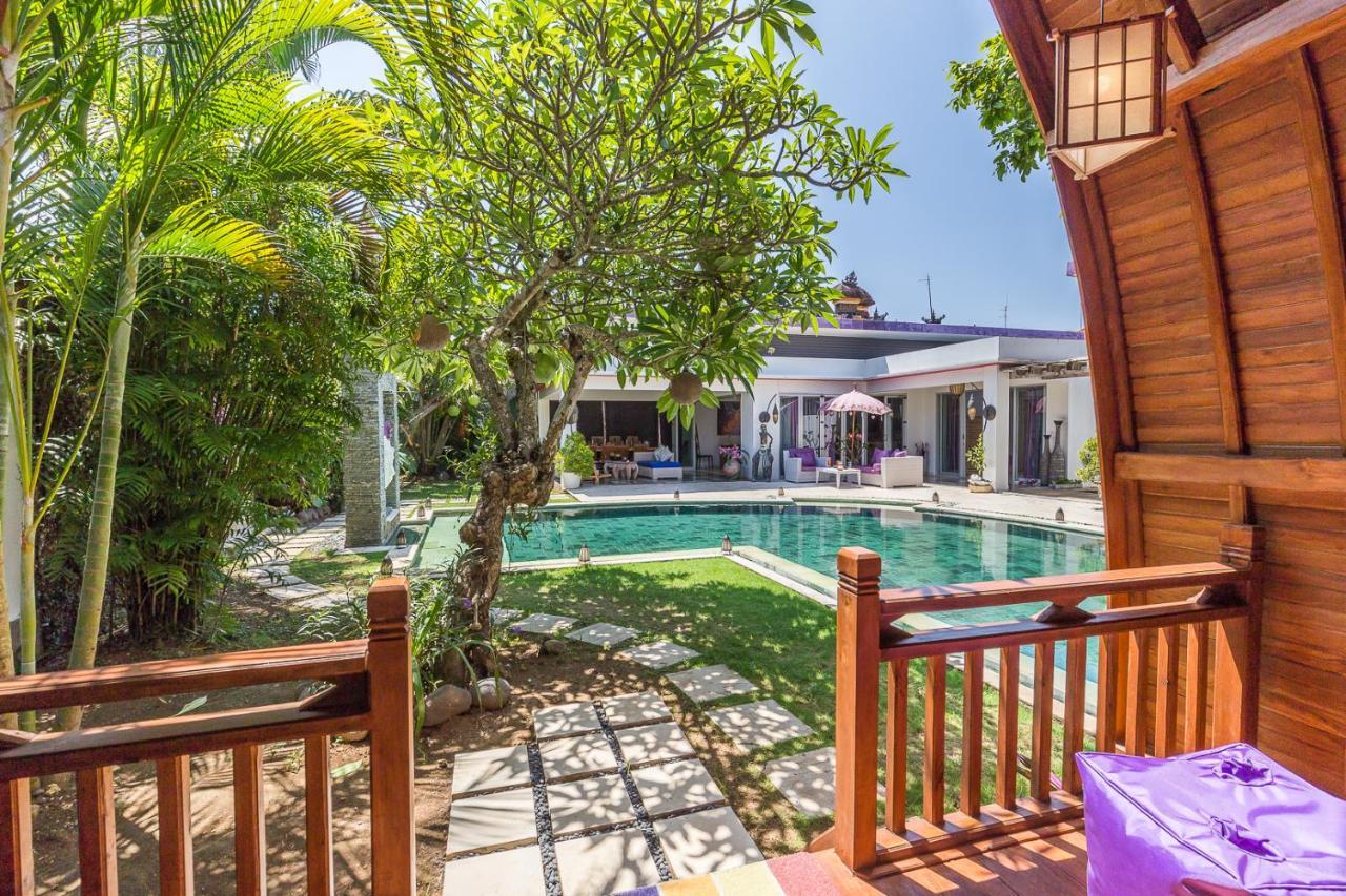 Villa Purple Legian  Luaran gambar