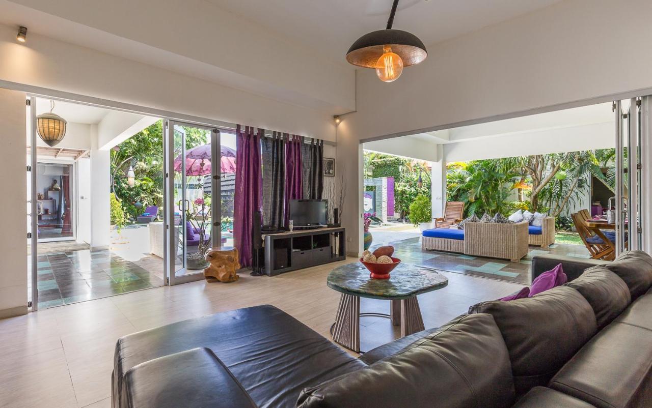 Villa Purple Legian  Luaran gambar
